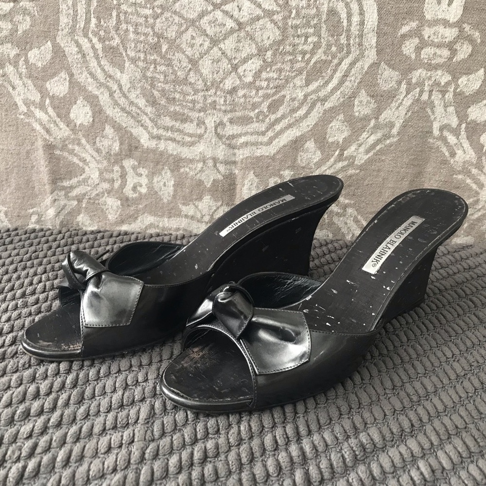 Manolo Blahnik Black Patent Wedge Sandal, size 39